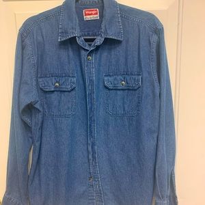 Wrangler denim button down mens large